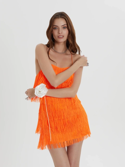 Оранжевое платье-мини с бахромой, 1