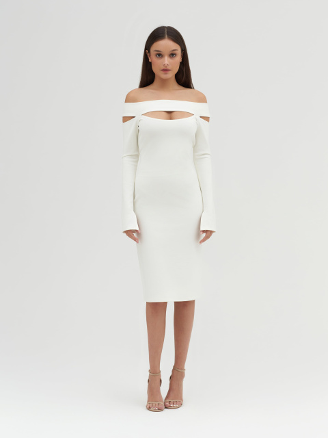 Белое платье-миди с вырезом на груди, 1