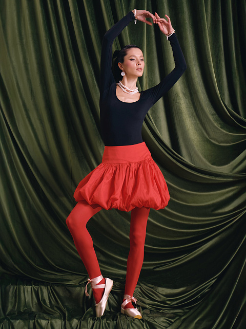 Черное боди с глубоким вырезом, 7 Черное боди с глубоким вырезом, 7