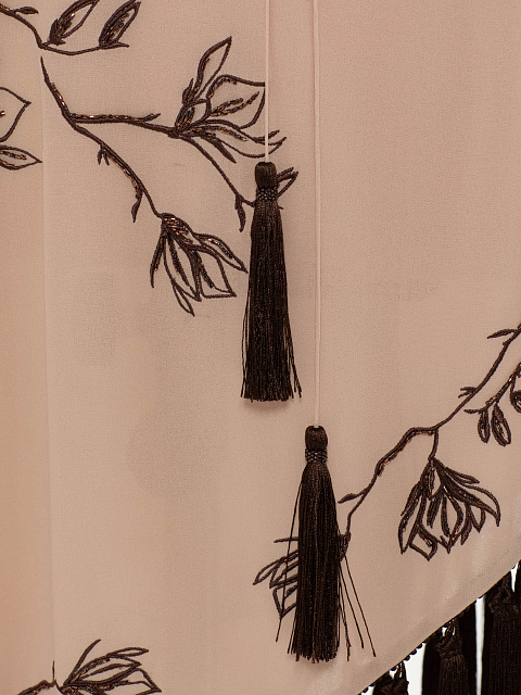 Бежевое платье-мини из шифона с вышивкой и бахромой, 5