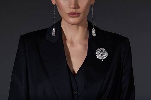 Серьги-кисти из белого золота с бриллиантами огранки «бриолет» и круглой огранки, 5 Серьги-кисти из белого золота с бриллиантами огранки «бриолет» и круглой огранки, 5