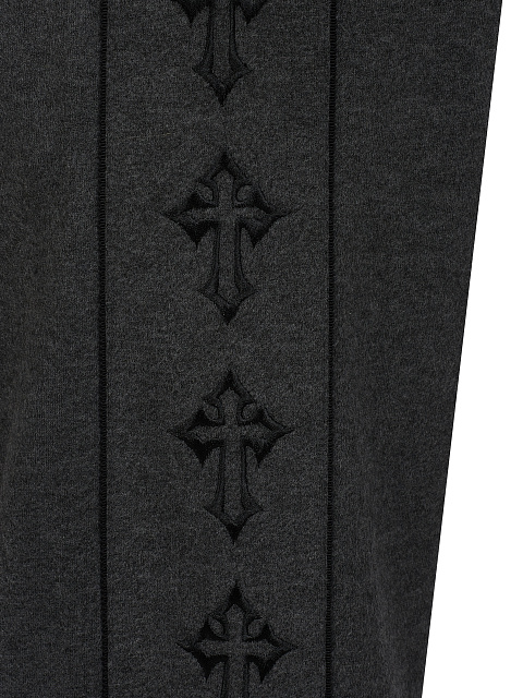 Серый трикотажный костюм с вышивкой в виде крестов, 4