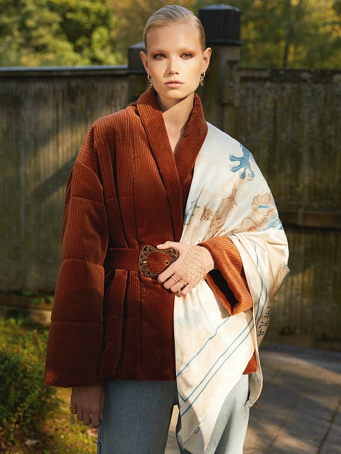 Коричневая куртка из вельвета с поясом, 6