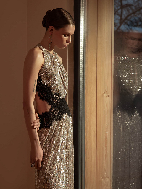 Серебристое платье-макси с пайетками и кружевом, 6