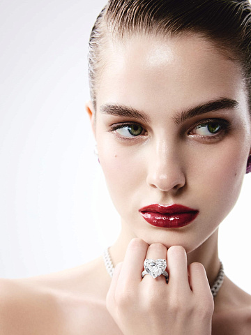 Кольцо из белого золота с бриллиантом в форме сердца, 2