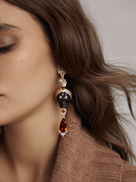 Серьги из желтого золота с бриллиантами, янтарем и спессартином, 4 Серьги из желтого золота с бриллиантами, янтарем и спессартином, 4