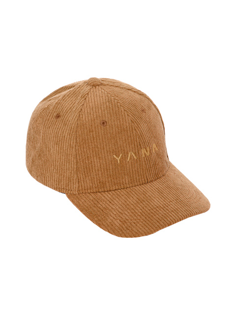 Карамельная кепка из вельвета с вышивкой Yana, 1