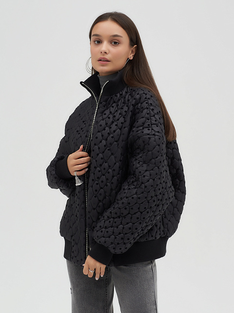 Черный стеганый бомбер в горошек, 4