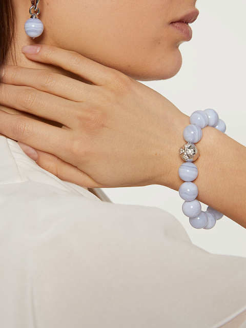 Хупсы из белого золота с бусиной из халцедона и бриллиантами, 3 Хупсы из белого золота с бусиной из халцедона и бриллиантами, 3