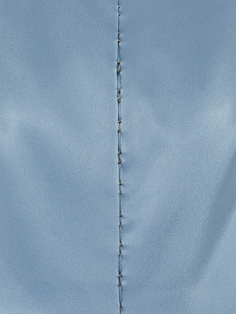 Голубой шелковый костюм из жакета и юбки-макси, 4