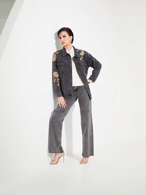 Черная куртка из денима с цветочной вышивкой, 4