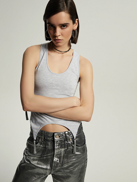 Серая майка из хлопка с кисточками из бисера, 2