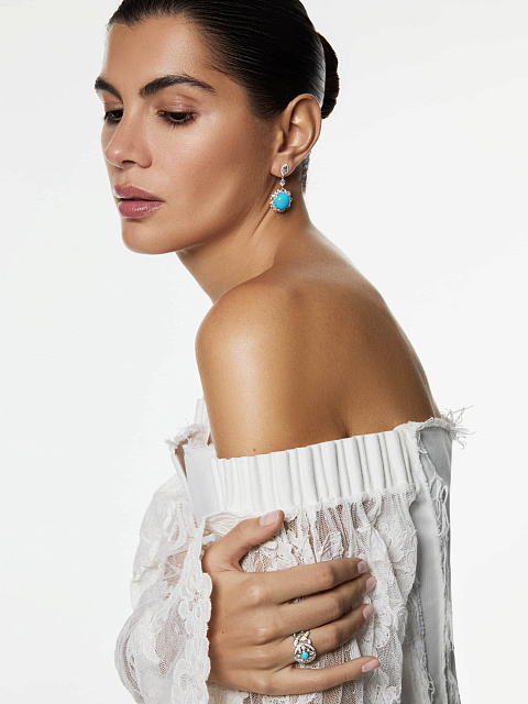 Кольцо из белого золота с аризонской бирюзой и бриллиантами, 6 Кольцо из белого золота с аризонской бирюзой и бриллиантами, 6