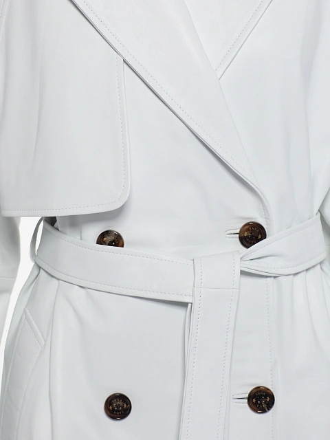 Белый двубортный тренч из кожи, 9