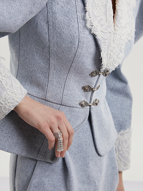 Кольцо-кисть из белого золота с бриллиантами огранки «бриолет», 5