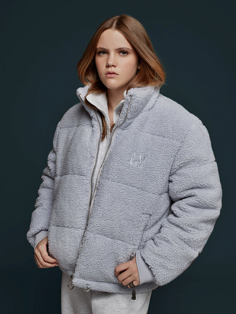 Светло-голубой пуховик из эко-меха, 5