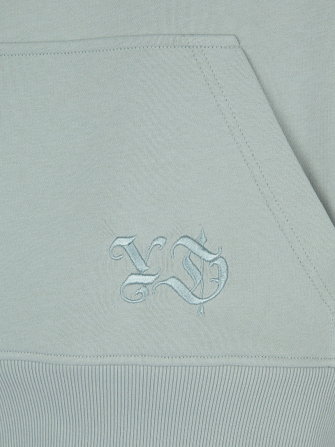 Серый трикотажный костюм с голубой вышивкой, 4