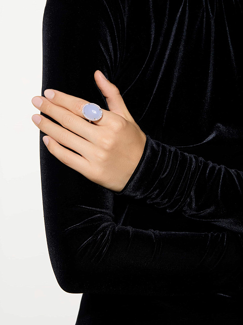 Кольцо из белого золота с халцедоном и бриллиантами, 3