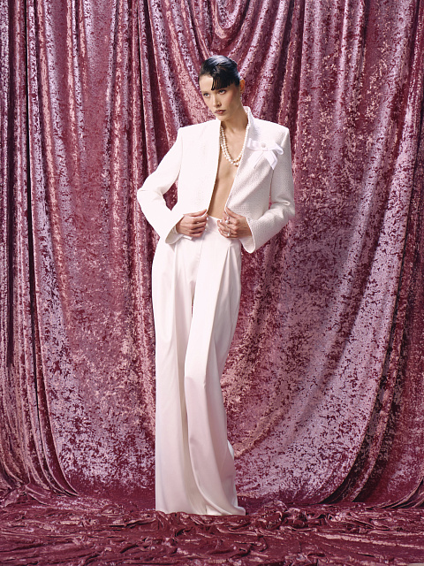 Белые широкие брюки из шелка, 4