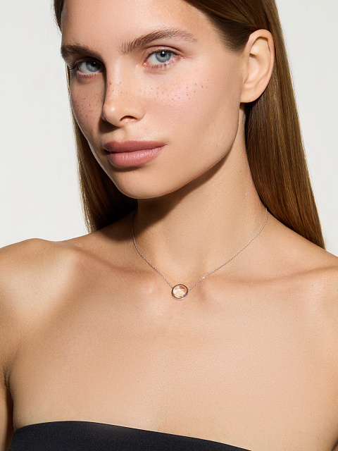 Колье с кулоном с буквой K из белого золота с горным хрусталем, 2 Колье с кулоном с буквой K из белого золота с горным хрусталем, 2