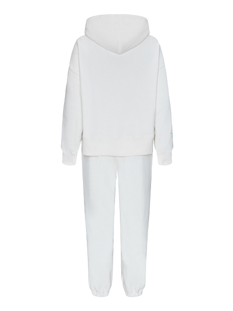 Белый костюм с принтом на рукавах, 2