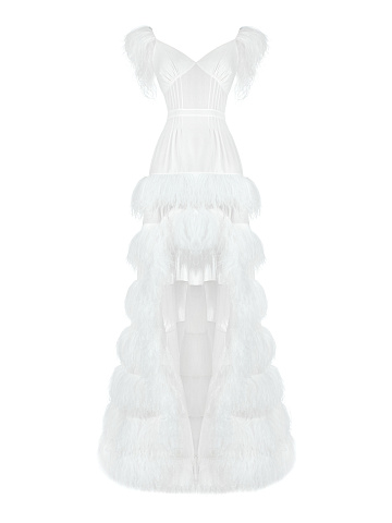 Белое шифоновое платье с отделкой из перьев, 1