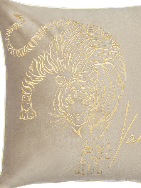 Бежевая бархатная подушка с вышивкой, 3 Бежевая бархатная подушка с вышивкой, 3