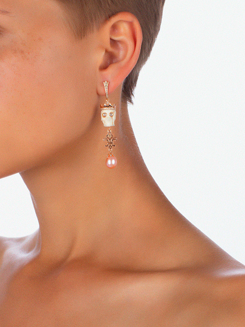 Серьги из розового золота с бриллиантами, жемчугом и черепами из бивня мамонта, 2 Серьги из розового золота с бриллиантами, жемчугом и черепами из бивня мамонта, 2