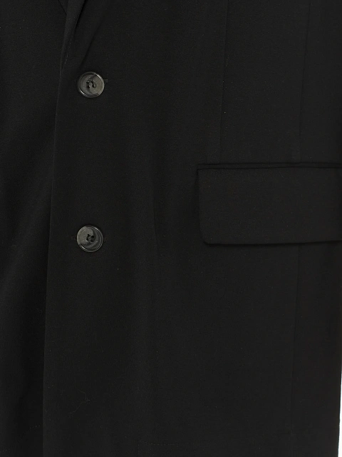 Черный костюм-двойка с удлиненным жакетом, 5