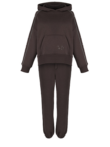 Коричневый трикотажный костюм с вышивкой в виде крестов, 1