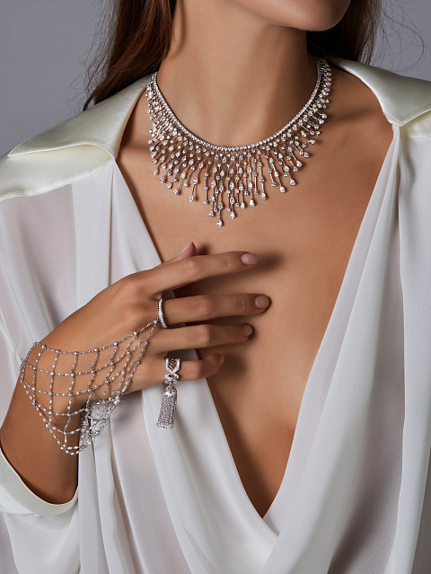 Слейв-браслет из белого золота и бриллиантов, 2