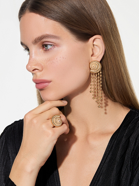 Длинные серьги в виде ракушек из желтого золота, 3 Длинные серьги в виде ракушек из желтого золота, 3