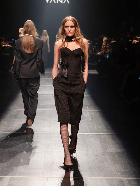 Look #97, 1 Look #97, 1