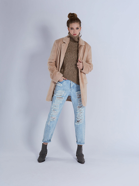 Бежевый однобортный жакет из эко-меха, 7