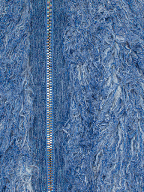 Синий бомбер из эко-меха, 3