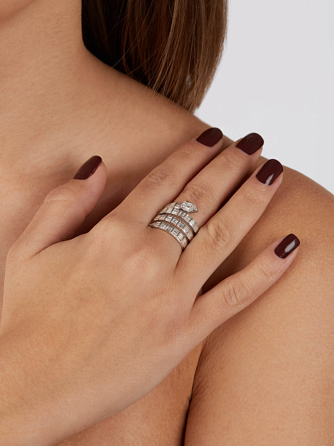 Широкое кольцо из белого золота в виде змеи с бриллиантами в огранке «багет», 2