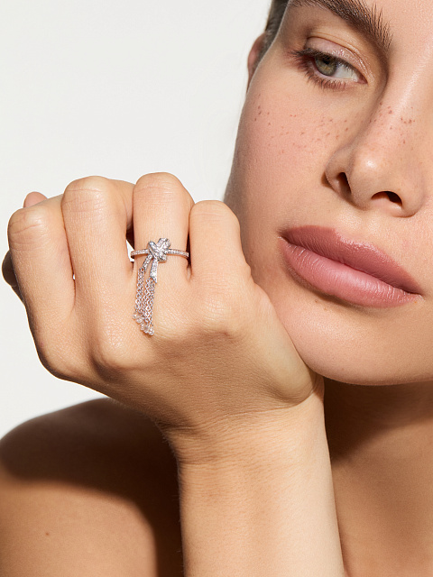 Кольцо с подвесками из белого золота с бриллиантами, 2 Кольцо с подвесками из белого золота с бриллиантами, 2