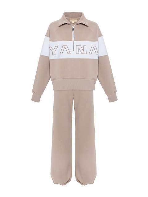 Бежево-белый трикотажный костюм с вышивкой, 2