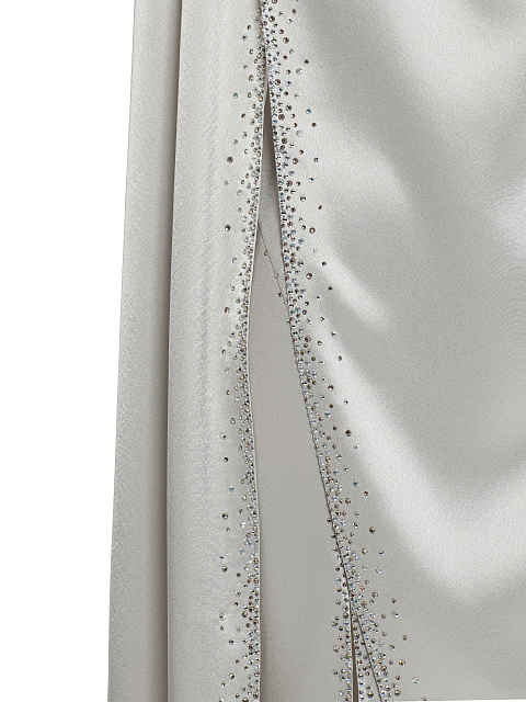 Светло-серое платье-макси из шелка с драпировкой и стразами, 3