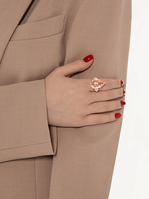 Кольцо из белого золота с розовым бриллиантом в огранке «груша», 2 Кольцо из белого золота с розовым бриллиантом в огранке «груша», 2