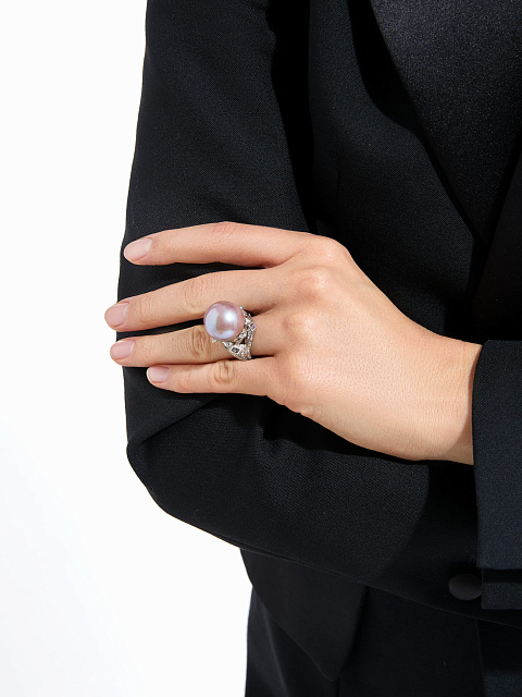 Кольцо из белого золота с жемчугом, шпинелью и серыми бриллиантами, 3