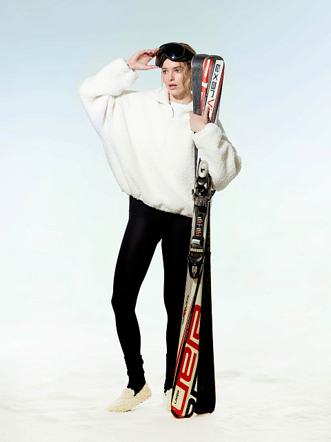 Белая толстовка из эко-меха, 5