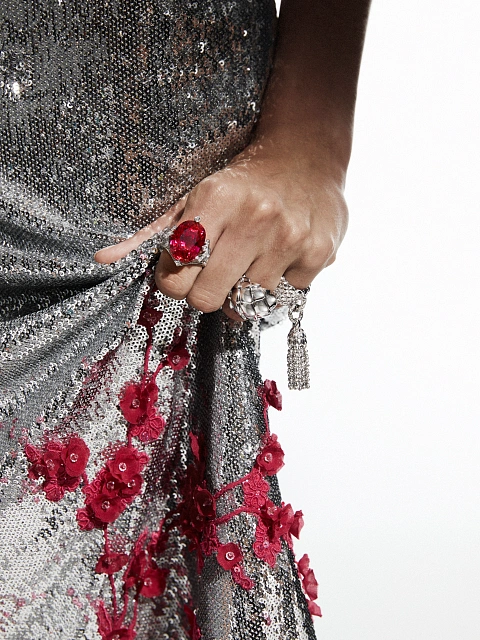 Кольцо из белого золота с рубеллитом овальной огранки и бриллиантами, 4 Кольцо из белого золота с рубеллитом овальной огранки и бриллиантами, 4