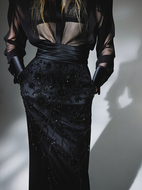 Черная юбка с вышивкой, 3 Черная юбка с вышивкой, 3