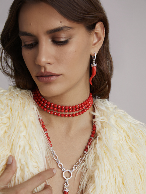 Серьги из белого золота с кораллами и бриллиантами, 3 Серьги из белого золота с кораллами и бриллиантами, 3