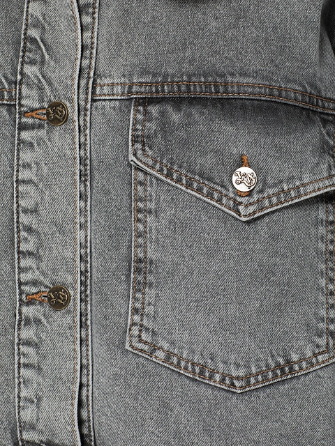 Серая укороченная джинсовая куртка с подкладом из меха дикой кошки, 3