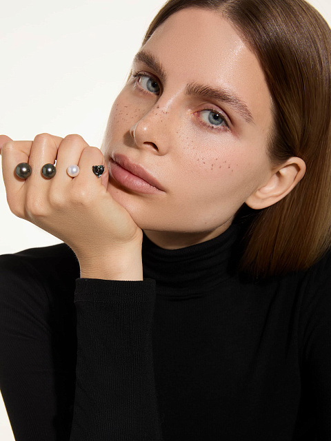 Кольцо из белого золота с жемчугом и турмалином в огранке «сердце», 2 Кольцо из белого золота с жемчугом и турмалином в огранке «сердце», 2