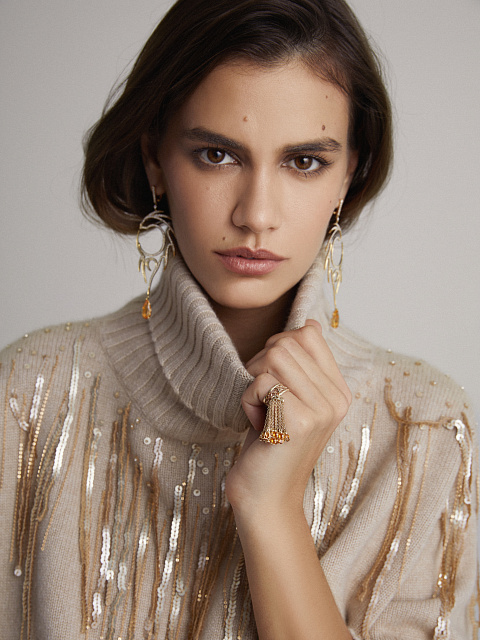 Золотое кольцо-кисть с цитринами, 3 Золотое кольцо-кисть с цитринами, 3