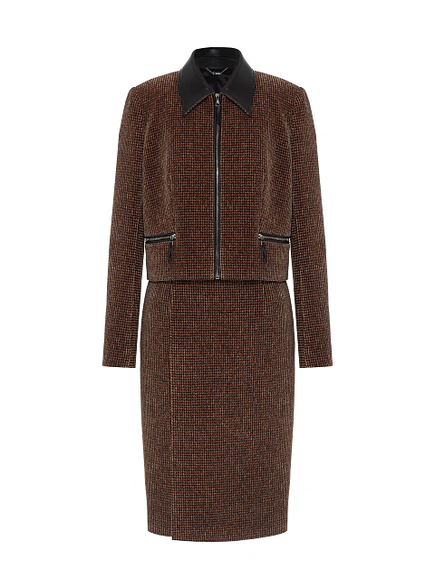 Коричневый костюм-тройка из жакета на молнии, топа и юбки-миди, 2