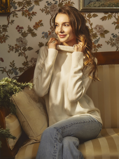 Белый кашемировый свитер с высоким горлом, 7